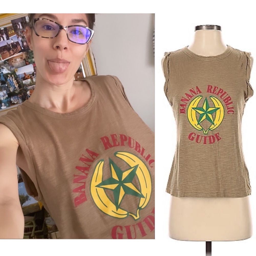 SOLD Banana Republic tee bananas & star logo collectible - Picture 3 of 6